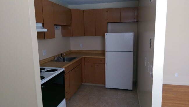 Kitchen - 110 Main St