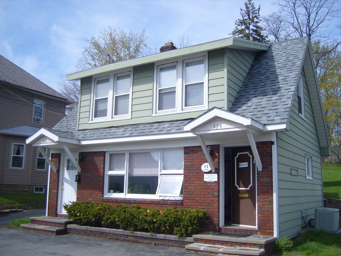 Primary Photo - 326 Mohawk Ave