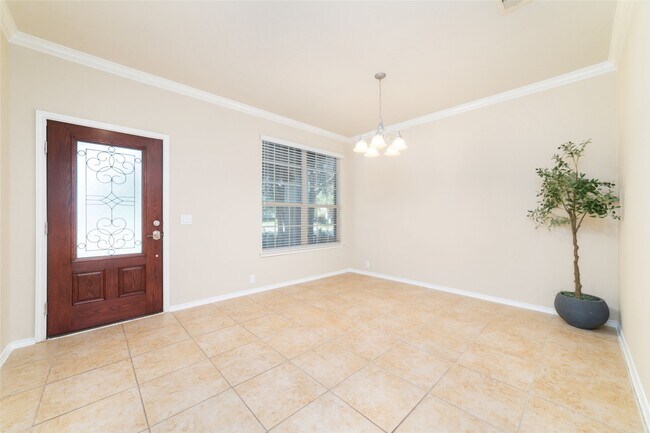 Foto del edificio - 6403 Guilford Glen Ln