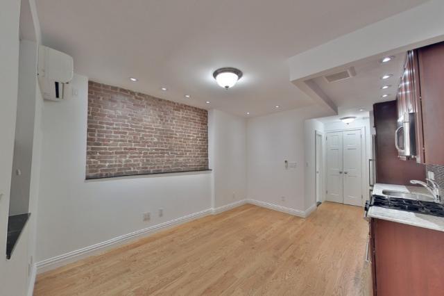 Building Photo - 2 bedroom in New York NY 10019