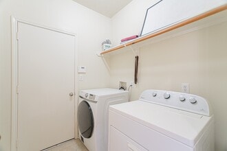 Building Photo - 1111 Turnberry Park Ln