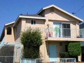 Foto principal - 1421 W 146th St