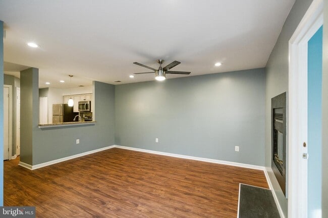 Building Photo - 3803 Ski Lodge Dr