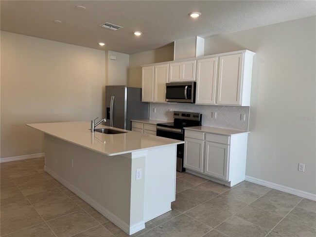 Foto del edificio - 16250 Bright Leaf Rd