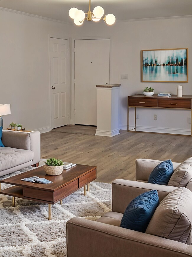 Building Photo - 4201 Las Virgenes Rd