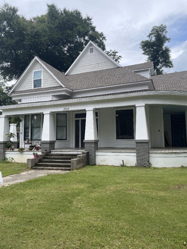 2924 Green St Unit Apartment D, Marianna, FL 32446 Room for Rent in