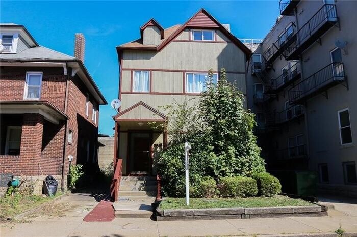 Primary Photo - Charming 1BR 1BA Apartment In East Liberty!