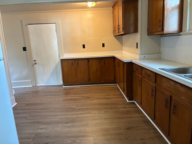 Foto del edificio - 2406 Acorn St