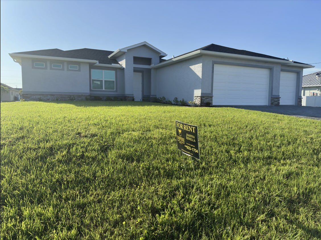 Primary Photo - NW Cape Coral Home 4 Bedroom/ 2 Bath/ 3 Ca...