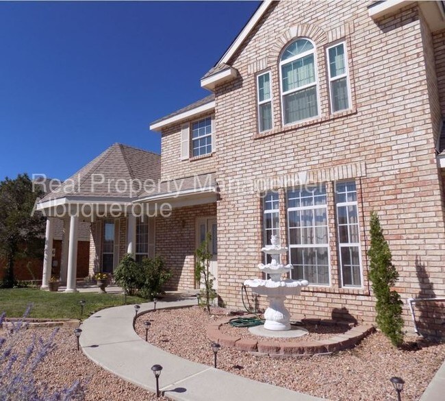 Building Photo - 8727 Springhill Dr NW