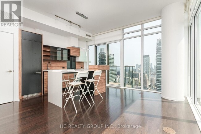 Photo du bâtiment - 75 St Nicholas St