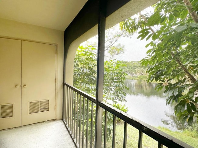 Foto del edificio - 924 SW 9th St Cir