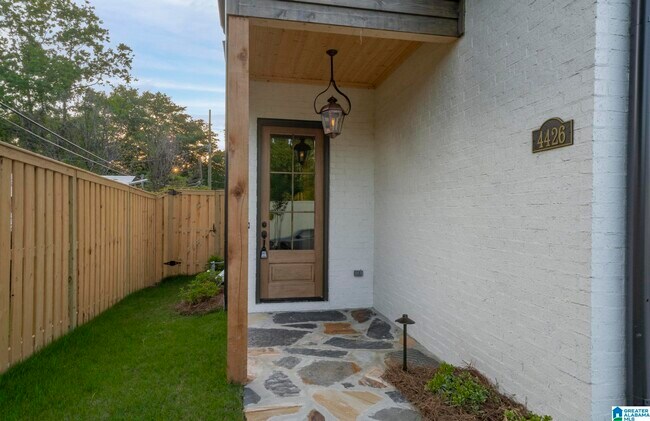 Foto del edificio - 4426 McElwain Ct