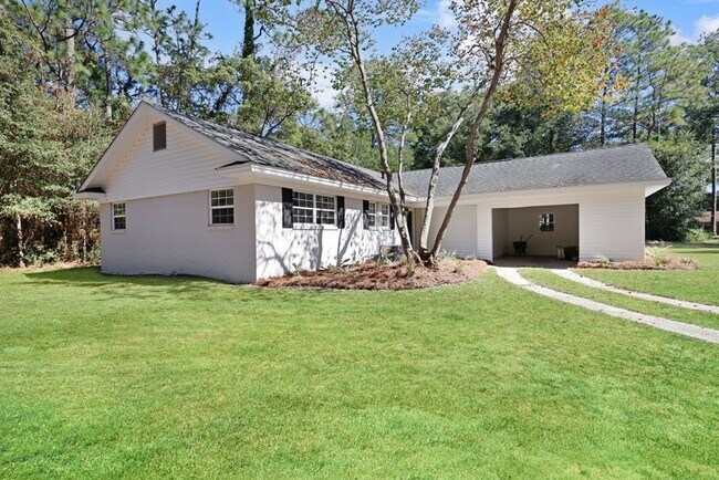 Building Photo - 3bd 2ba HOME FOR RENT!