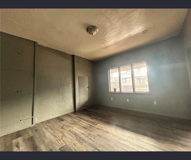 Foto del edificio - 2405 Harrison St