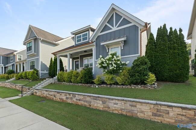 Building Photo - 1509 Trek St
