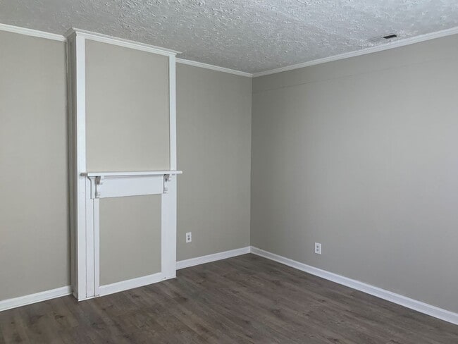 Building Photo - 1219 Pierce St