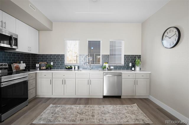 Foto principal - 2650 S Delaware St