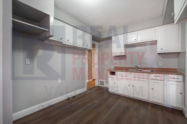 Foto del edificio - Cozy 3 Bed 1 Bath Single Family Home