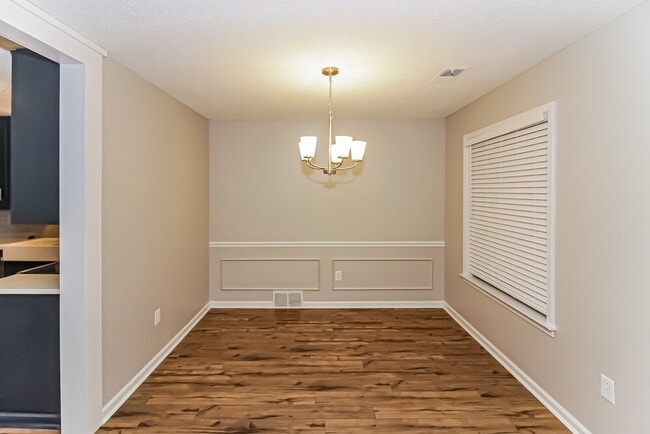 Building Photo - 938 Pheasant Hollow Dr