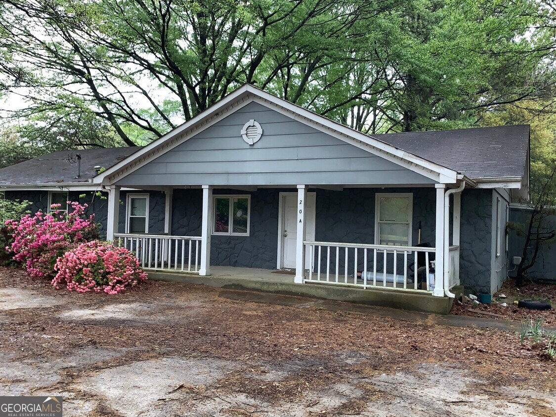 Primary Photo - 2502 Rosebud Rd