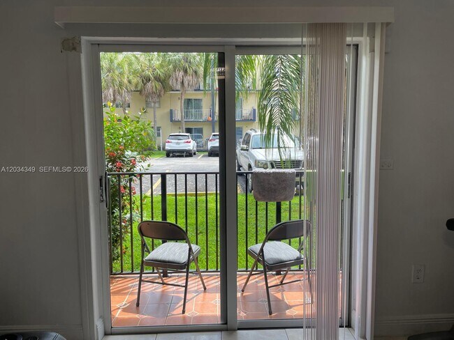 Building Photo - 4275 NW S Tamiami Canal Dr