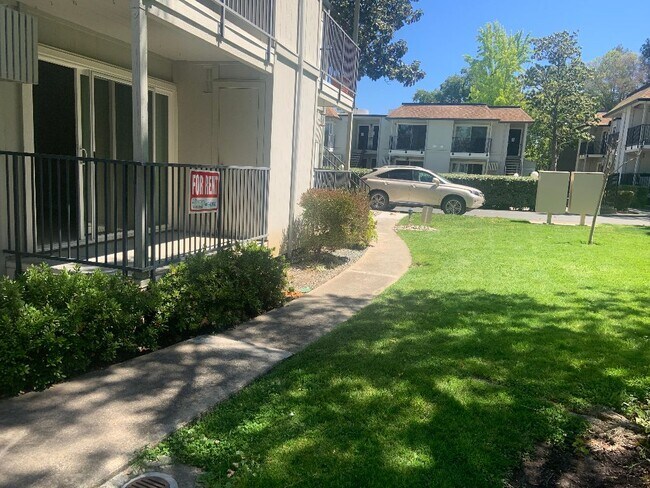 Patio/Deck - 1598 Sunnyvale Ave