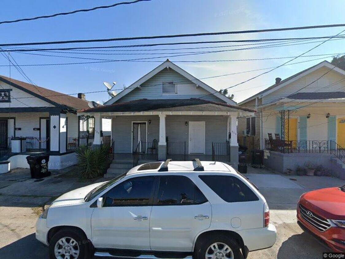 Primary Photo - 908-10Valle