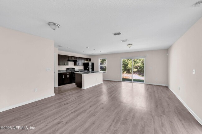 Foto del edificio - 2603 Lowell Ave