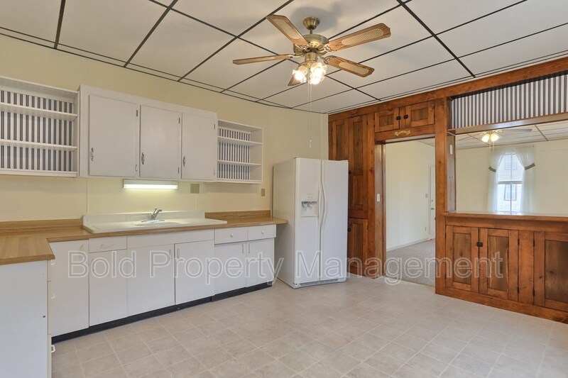 333 W Main Ave Unit D, Myerstown, PA 17067 Condo for Rent in