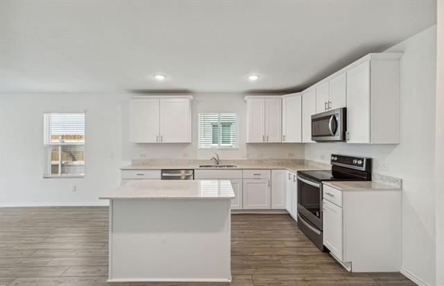 Building Photo - 4425 Benham Dr