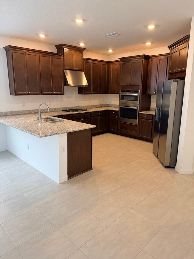 Building Photo - 15077 Shady Palms Ln