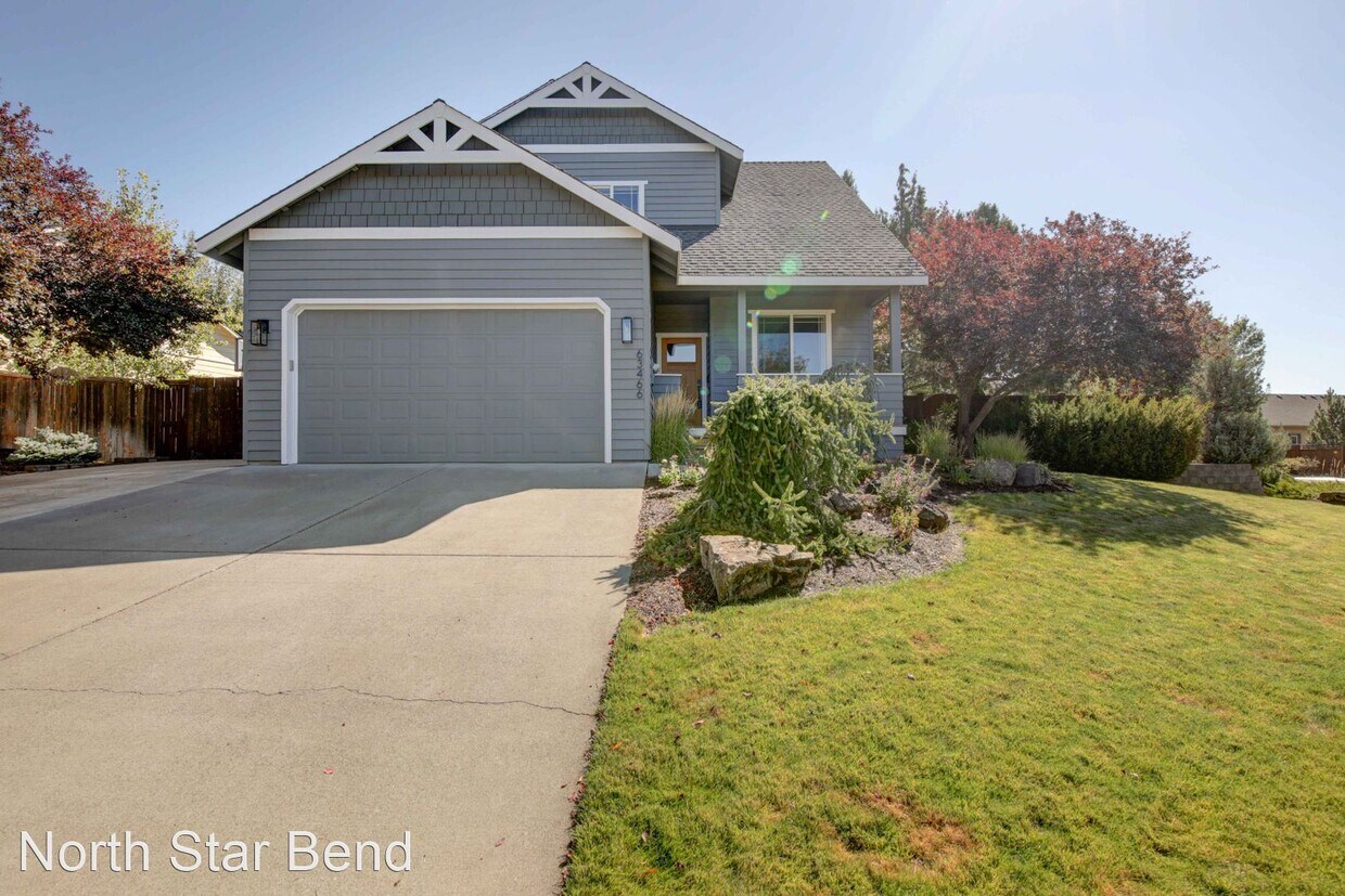Primary Photo - 3 br, 2.5 bath House - 63466 Crestview Dr