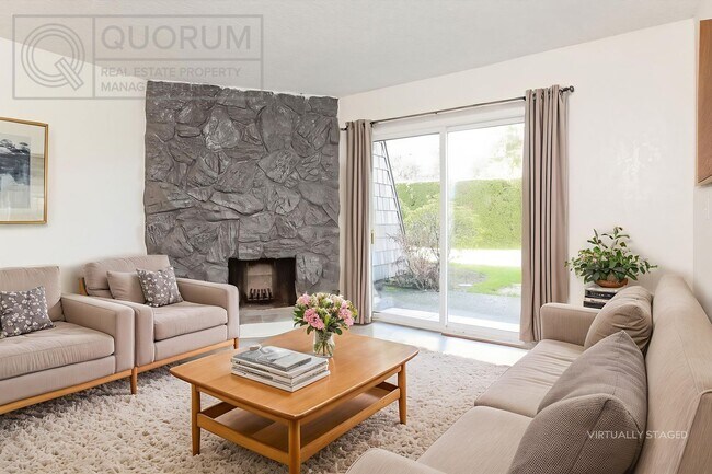 Foto del edificio - 3 Bed 2 Bathroom Edmonds Condo!