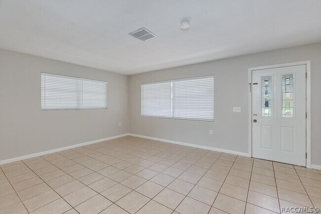 Foto del edificio - 27 N Tyler St