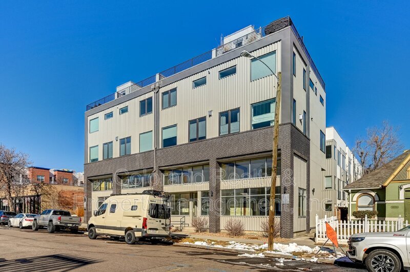 Primary Photo - 2831 W 25th Ave