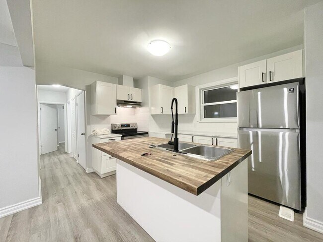Photo du bâtiment - 353 E 28th St