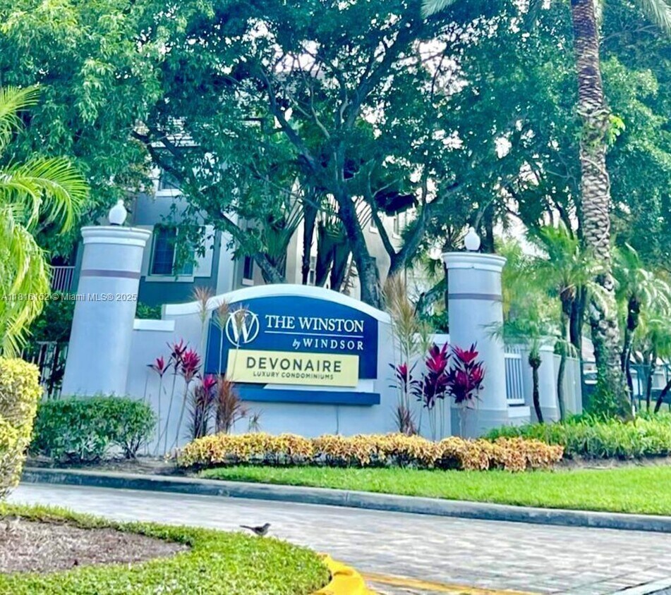 Foto principal - 711 SW 111th Way