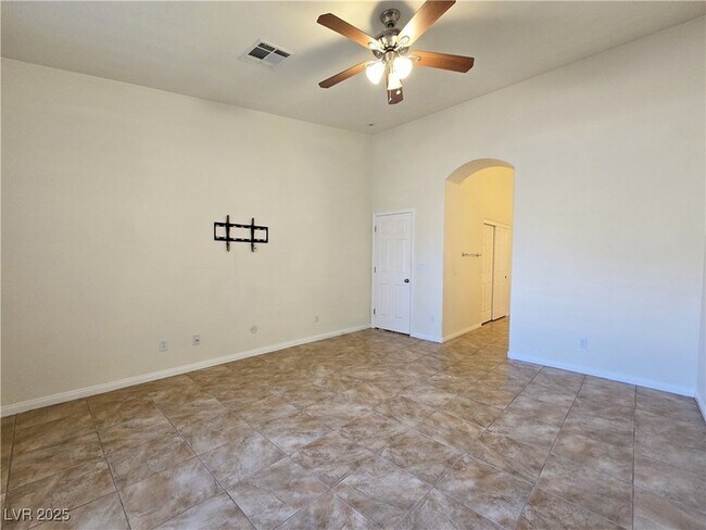 Building Photo - 9818 Nicova Ave