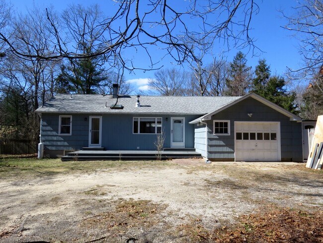 Building Photo - Completely Updated Ranch