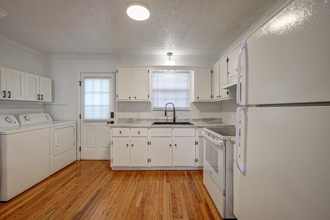 Building Photo - 5610 Obrien Ave