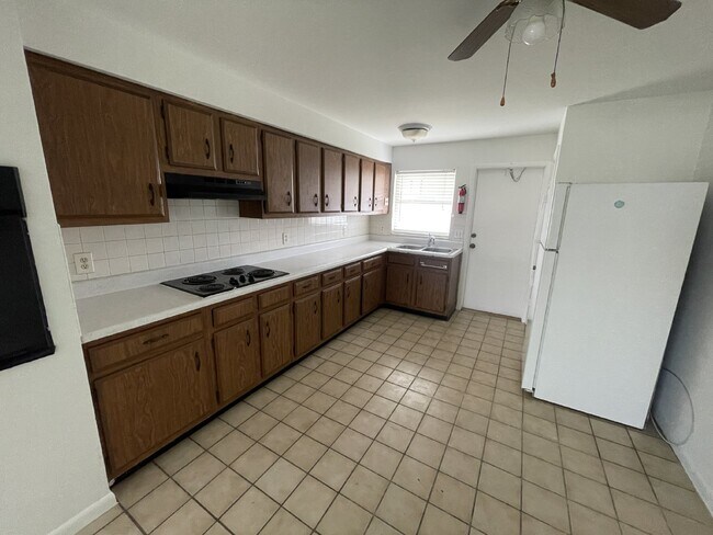 Foto del edificio - 2Bedroom 2Bathroom Duplex