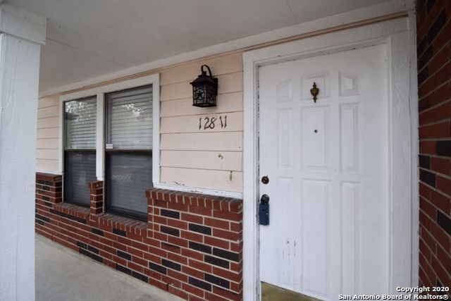 Foto del edificio - 12811 HUNTSMAN LAKE DR