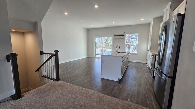 Foto del edificio - 549 Westport St