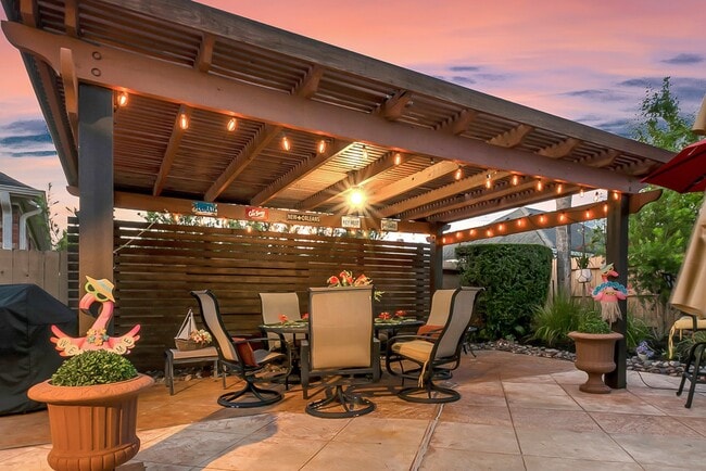 Foto del edificio - 6334 Collina Springs Ct