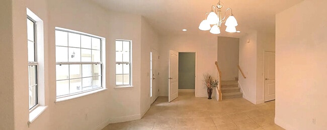 Building Photo - 13338 Fountainbleau Dr