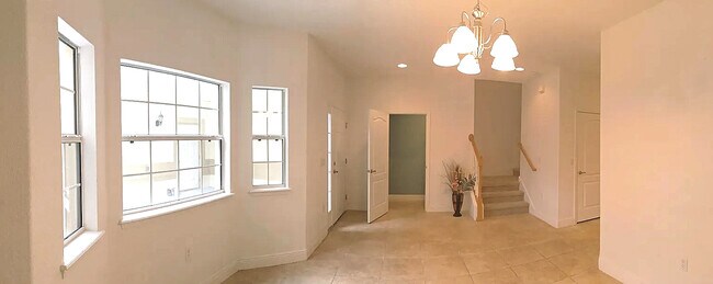 Foto del edificio - 13338 Fountainbleau Dr