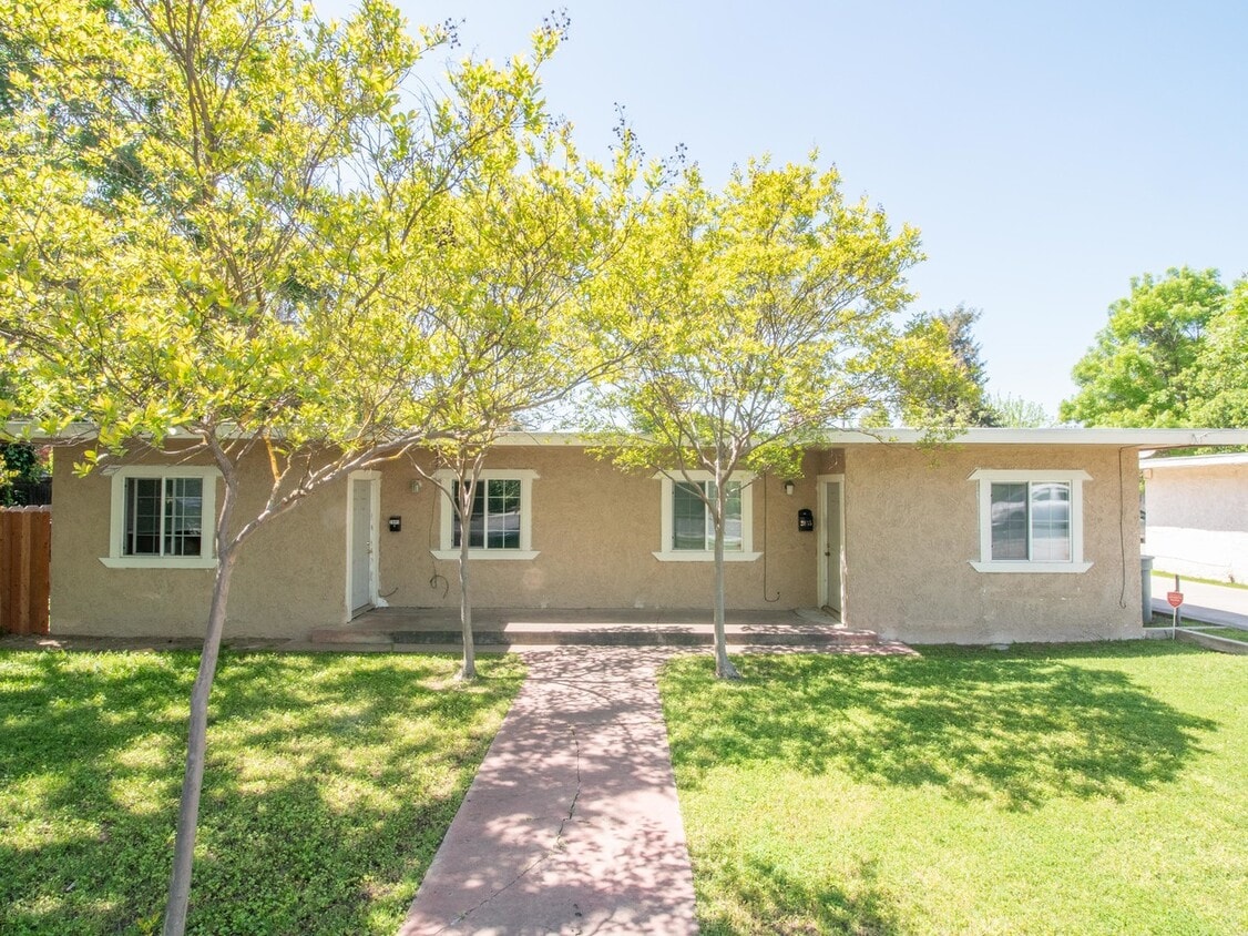 Photo - 2855 M St (Merced, CA)
