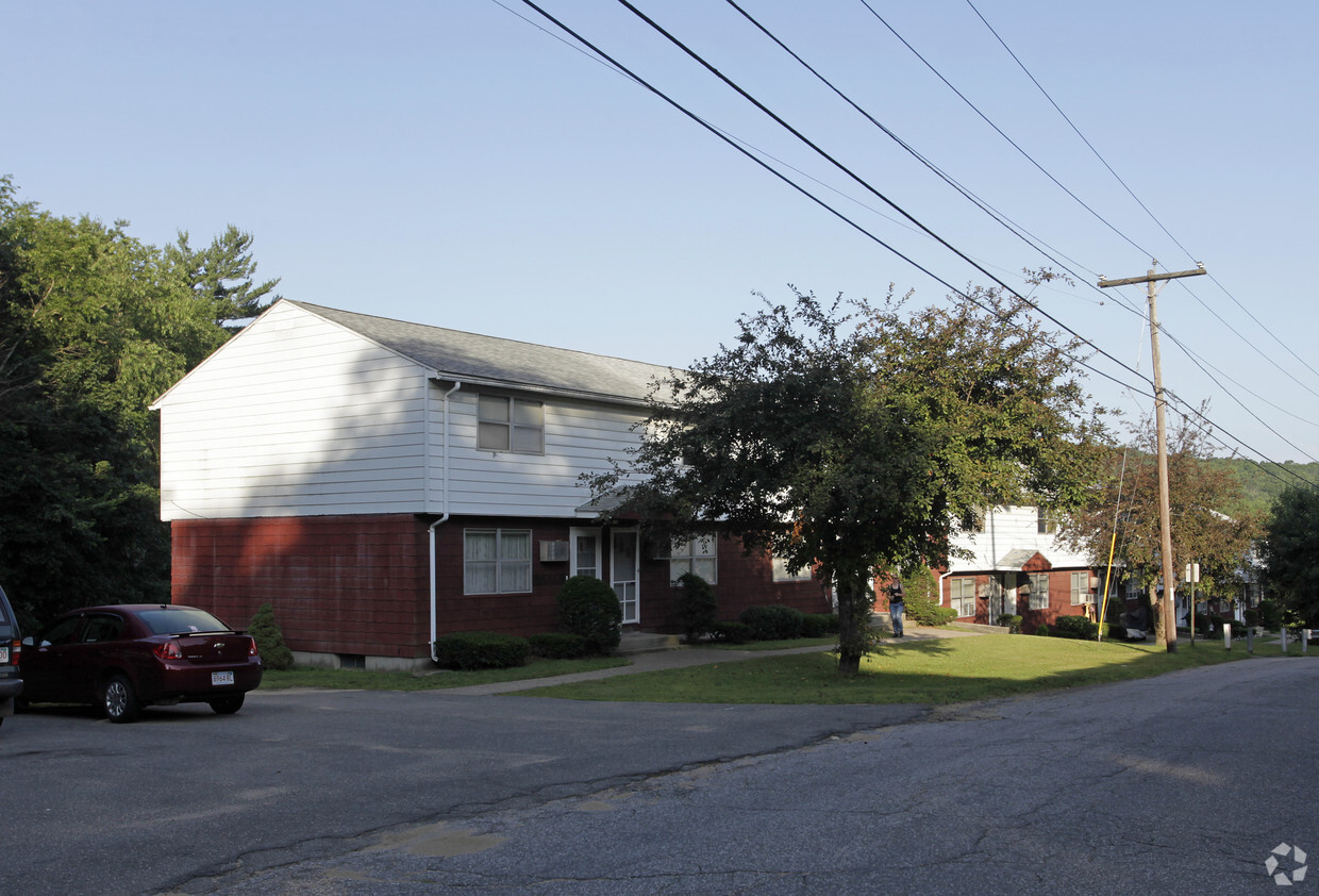 Building Photo - Corral Apartments