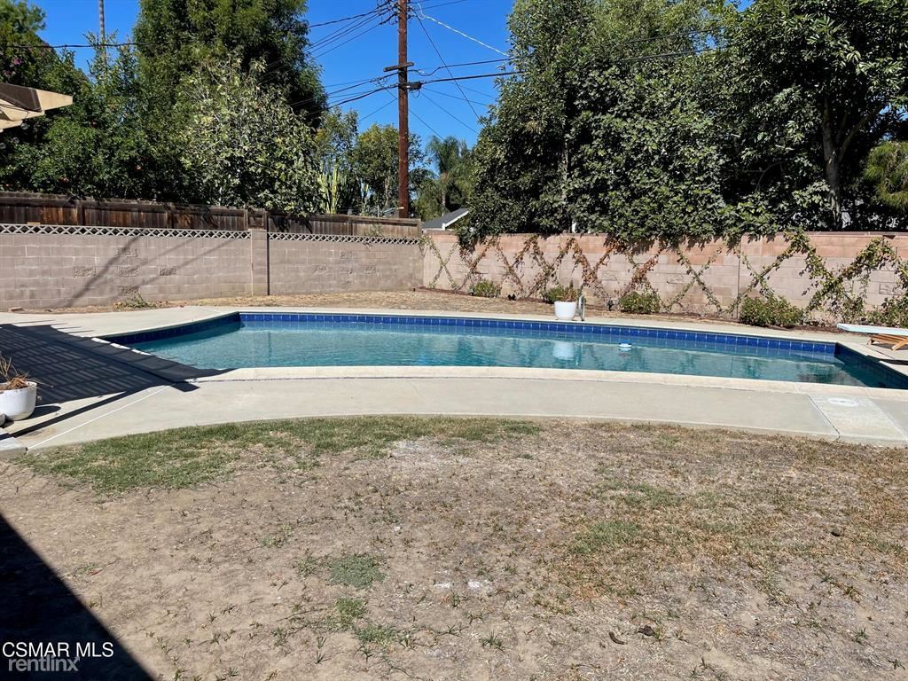 3 br, 2 bath House 23321 Hamlin St House Rental in Los Angeles, CA